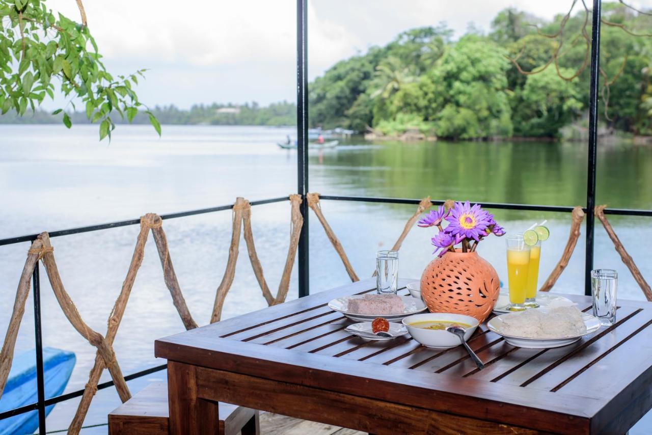 Scenery River Star Hotel Hikkaduwa Exterior photo